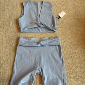 Le Ore / Bandier Light Blue Set